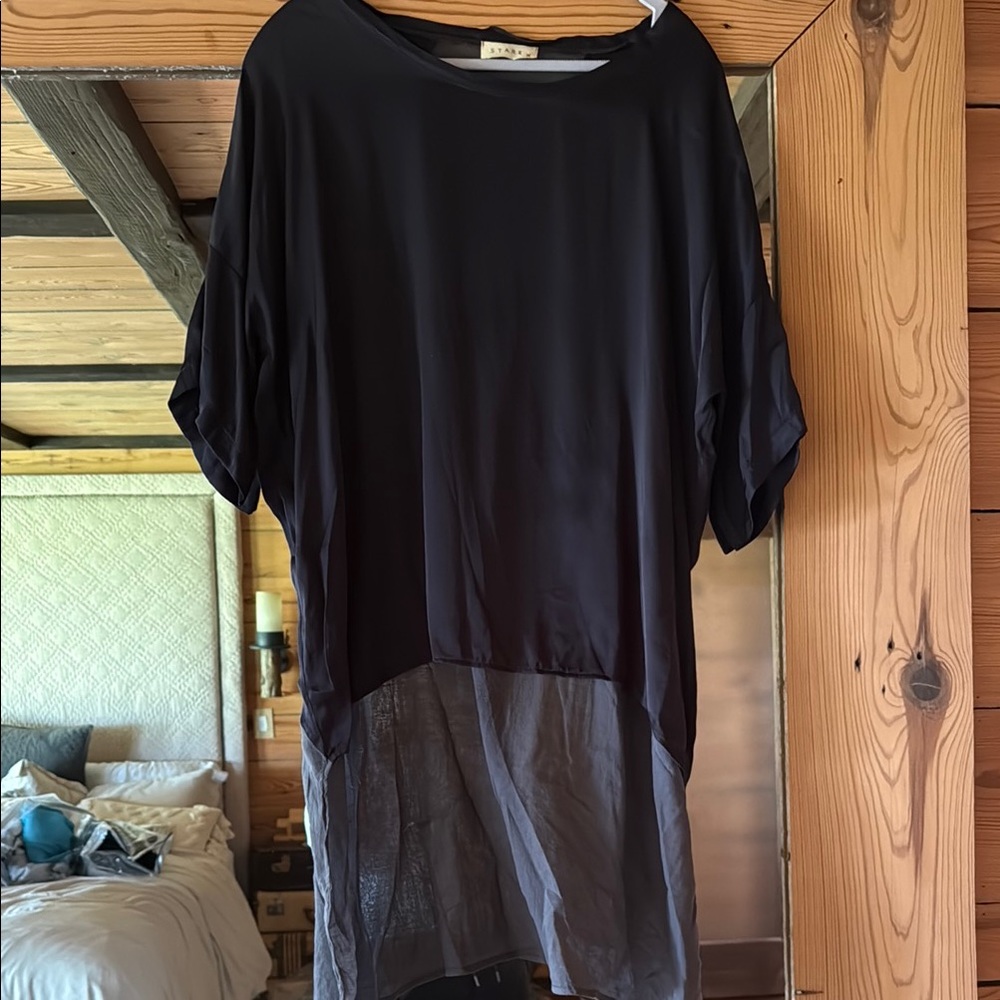 Free Shipping! Stark X Black silky and gauze asymmetrical tunic